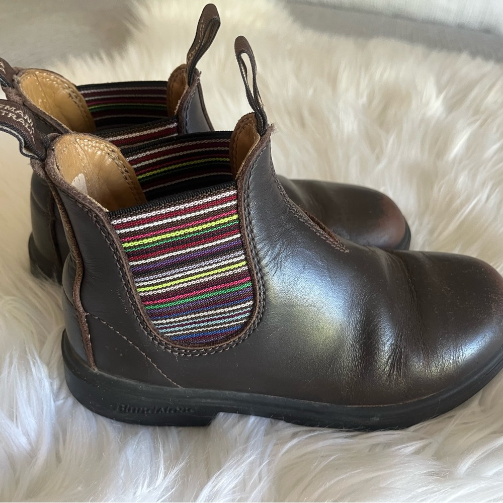 Blundstone Blunnies Kids Brown Boots with Colorful Stripes